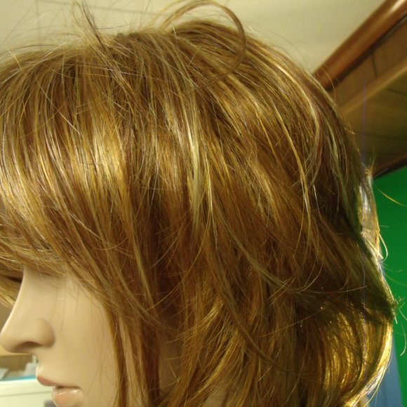 Du Wig - Picture 2 of 5